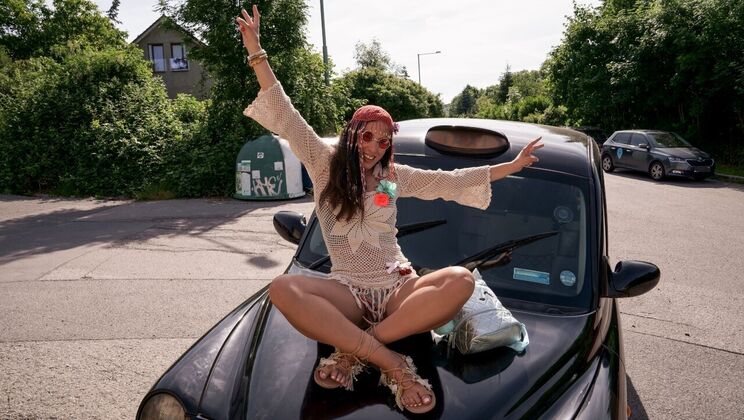 Glasses-Wearing Linda del Sol's Small Tits POV