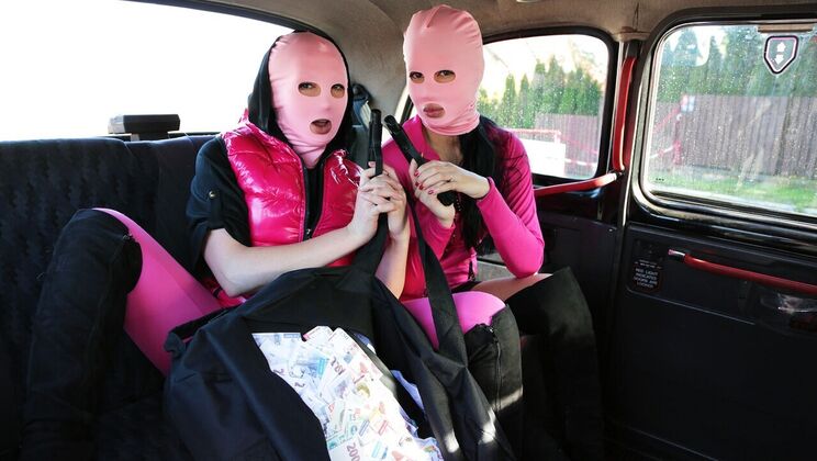 London Taxi Threesome Frenzy