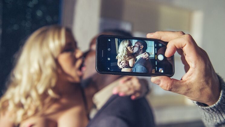 Deep Desires in the Pub's Hidden Corners