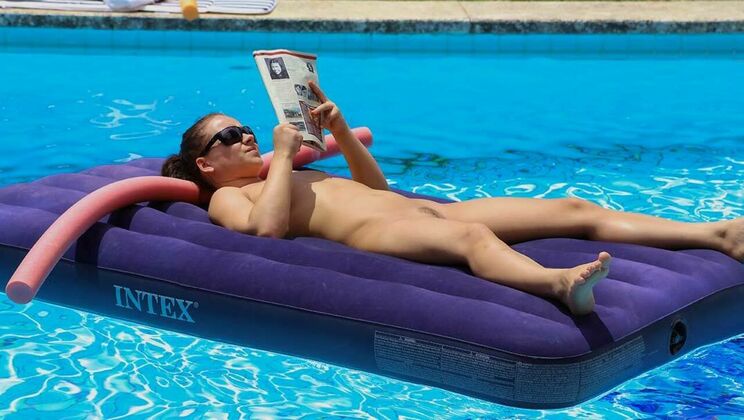 Wendy Moon's Outdoor Escapade