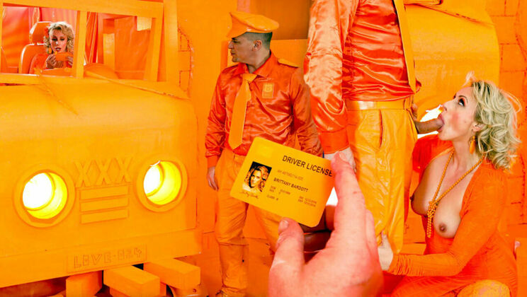 Blonde Brittany Bardot Gives Steve Q a Handjob