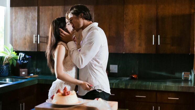 Reality Fetish with Jenna Reid