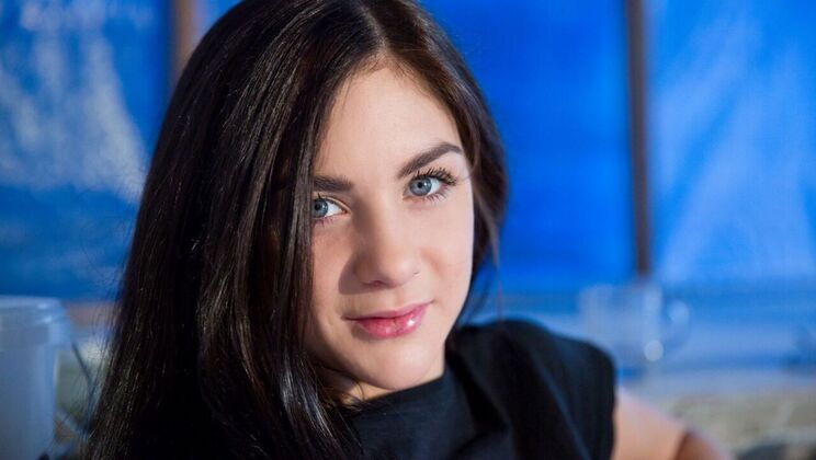 Nico and Lullu's Cum Swallowing Challenge