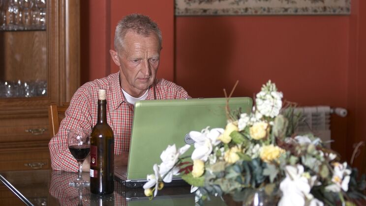 Jessica Rox's Internet Addiction Uncovered