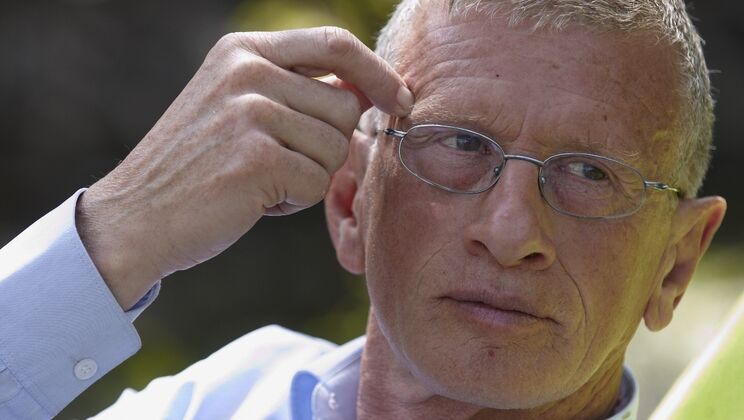 Outdoor Blowjob with Cum Swallowing