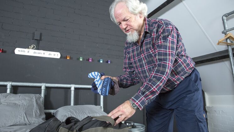 Old Man Fucks Young Brunette Tera