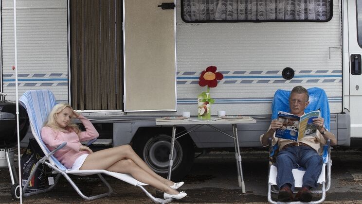 Young Welly's Outdoor Doggystyle