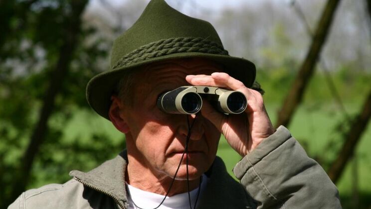 Short Haired Maya Gets Lucky