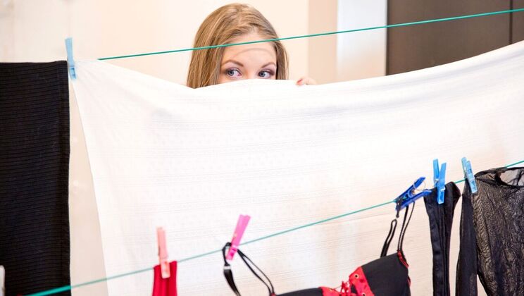 Woody's Behind the Scenes Sex with Blonde Alessandra Jane