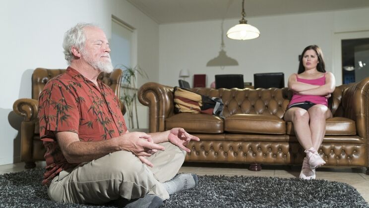 Old Yogin Bruno FUCKS Young Teen Cassie