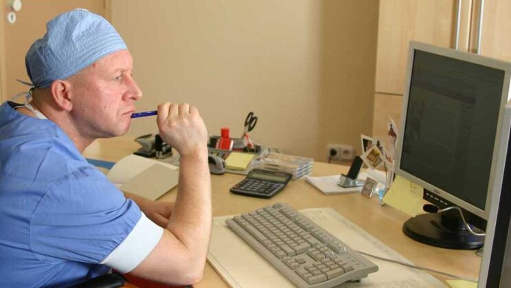 Melissa Black's Deepthroat Skills Tested