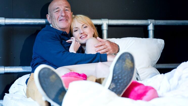 Lexi's Facial is Cum Covered