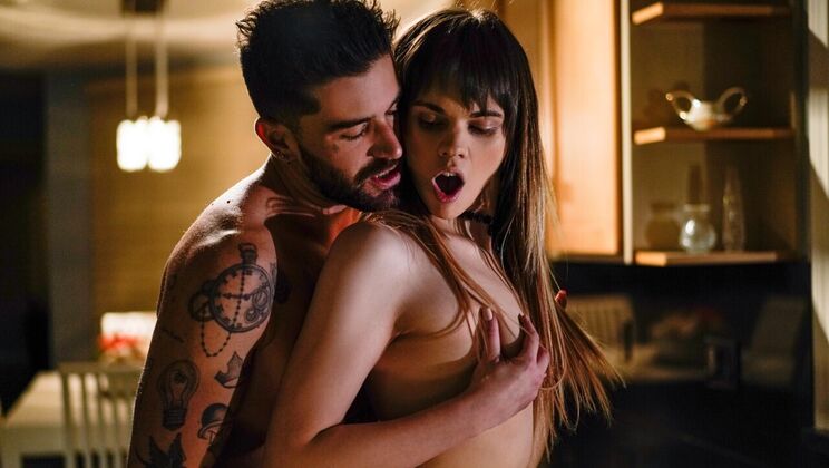 Blonde Shemale Kate Zoha in Standing Doggystyle