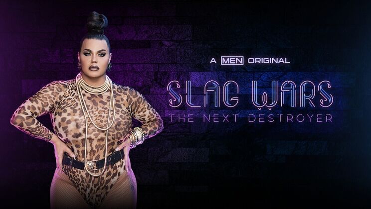 BBW Shemale Masturbation in Thong