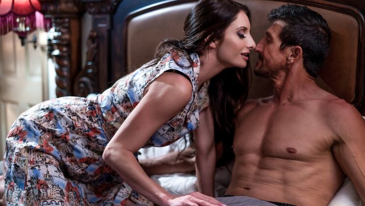 Short Hair, Big Tits, and Multiple Sex Acts: Silvia Saige