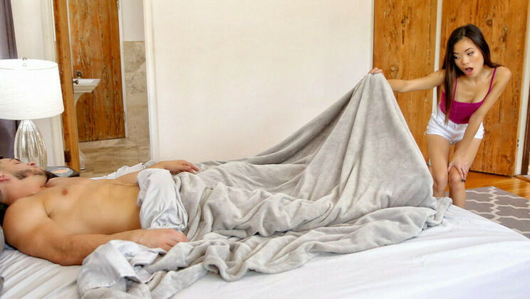 Stepbro's Weakness for Asian Stepsis Exposed