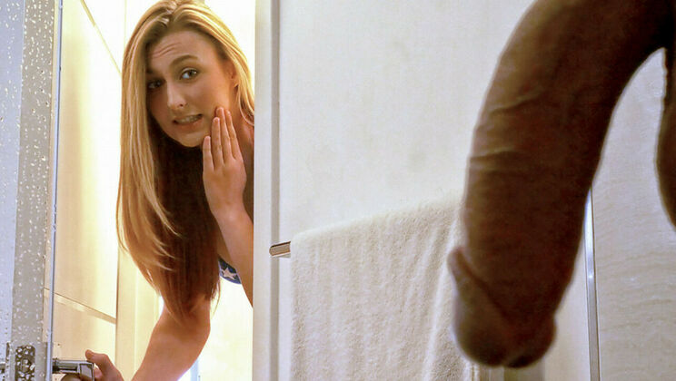 Step Siblings Engage in Hot Sex