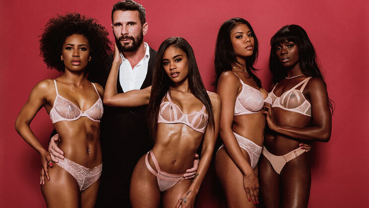 Demi and Friends Naughty Night