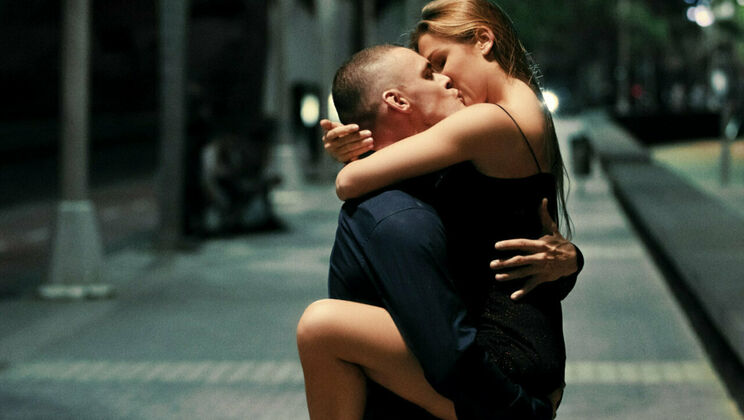 [SexArt] - Beach Sex Episode 1 (2019) - Nick Ross - Alexis Crystal - Emylia Argan - Maxmilian Dior