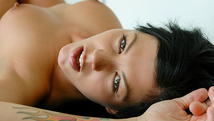 Schoolgirl Blowjob with Veronica Stone and Jezebelle Bond