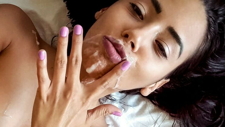 Andreina DeLuxe's Big Ass Amateur Sex