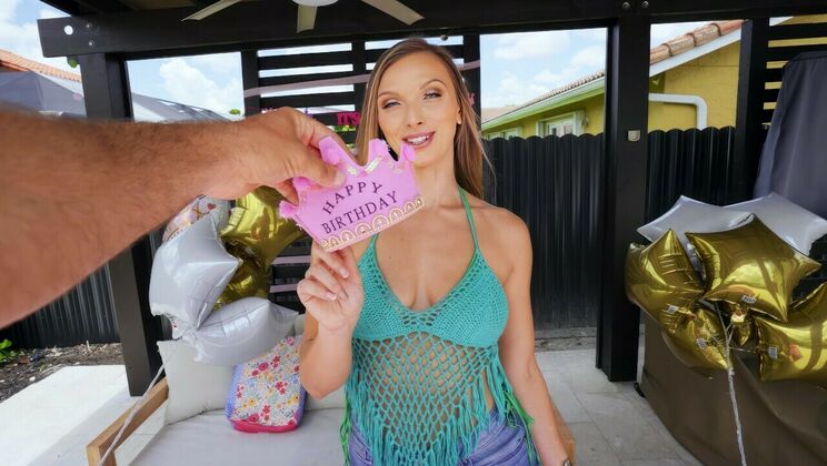 Cowgirl Crew Gets Down