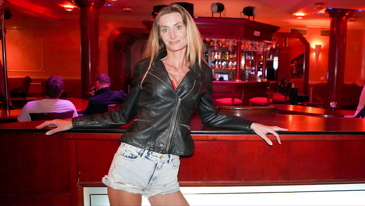 Money Shot with Mature Blonde - Cumshot