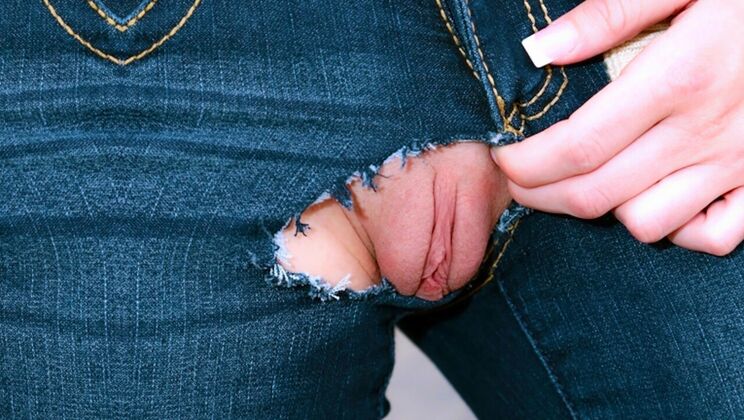 Jessy Jones and Kymberlee's Facial Frenzy