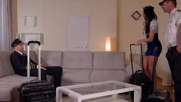 Gaping and Hardcore: An Adult Hotel Fantasy