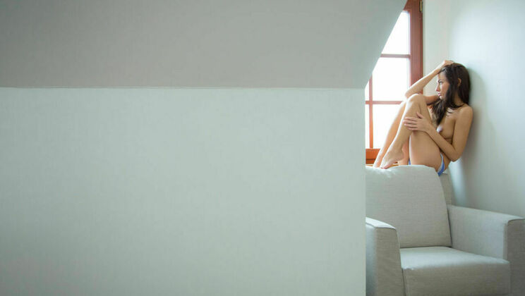 Lonely Czech Girl Masturbates