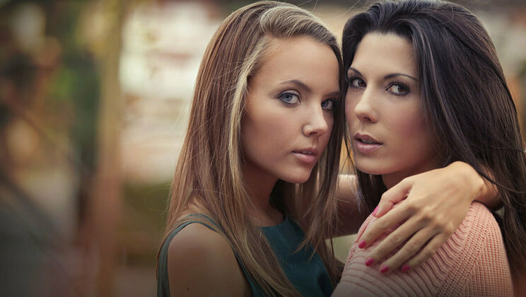 Fitness Freaks in Sexy Lingerie