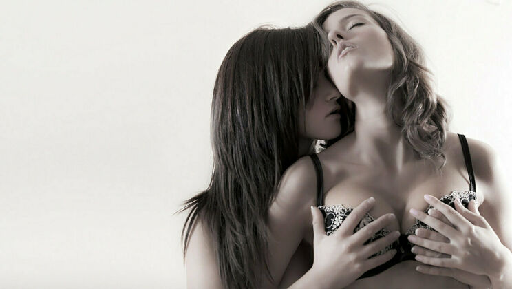 [SexArt] - Silvie Luca & Tess B: Hot Czech Lesbian Sex