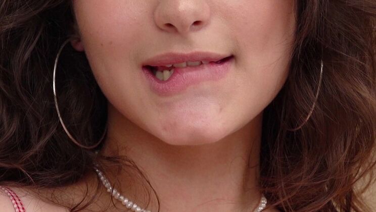 Lola Bredly Gets Anal Fucked - First Time Teen Sex