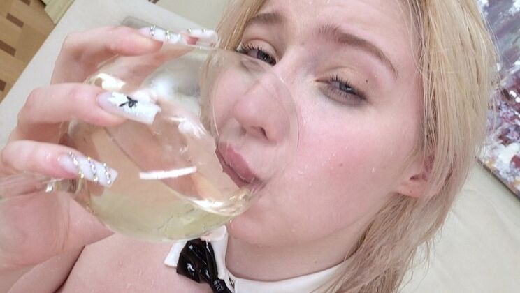 Teen Kira Viburn's Big Cock Foursome