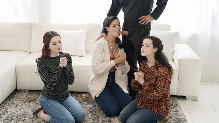 [MylfClassics] - Freeuse Sex with Three Wives in the Bathroom