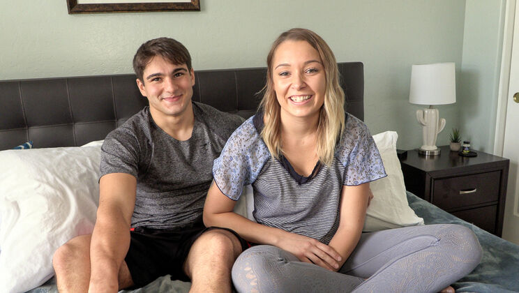 Kristen Wolf Spreads Wide for Carson Clout's Cock