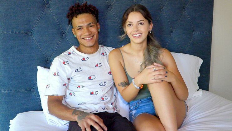 [HotGuysFuck] - Tattooed Bella Luna Meets Martavis Ray's Uncut Big Black Cock - Bella Luna - Martavis Ray