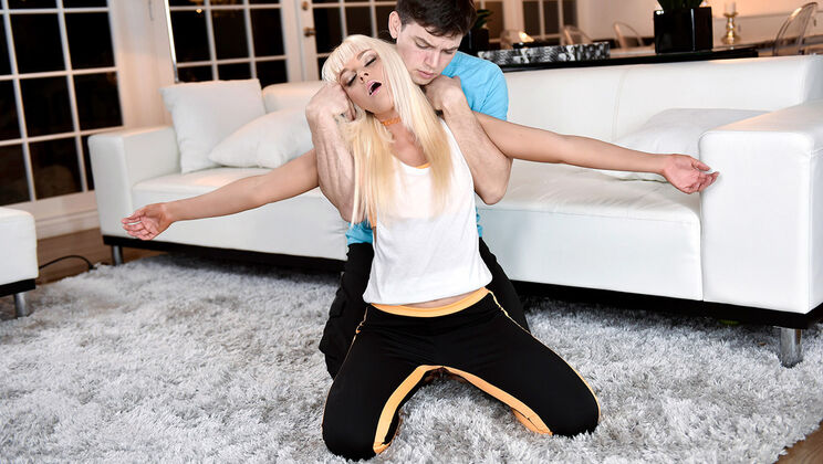 Training the Blonde Milf's Mouth