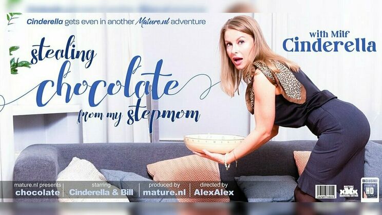 Sexy Blonde Stepmom in Hardcore Action