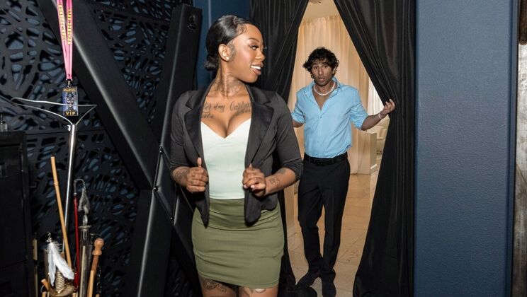 Big Ass, Big Cock Room