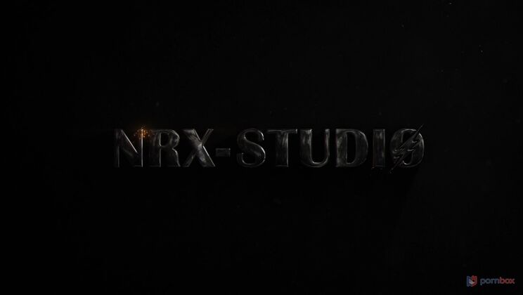 First Anal Experience for 19yo Alice Moon!