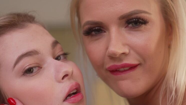 Adult Games: Stepmom and Teen go for Gaping