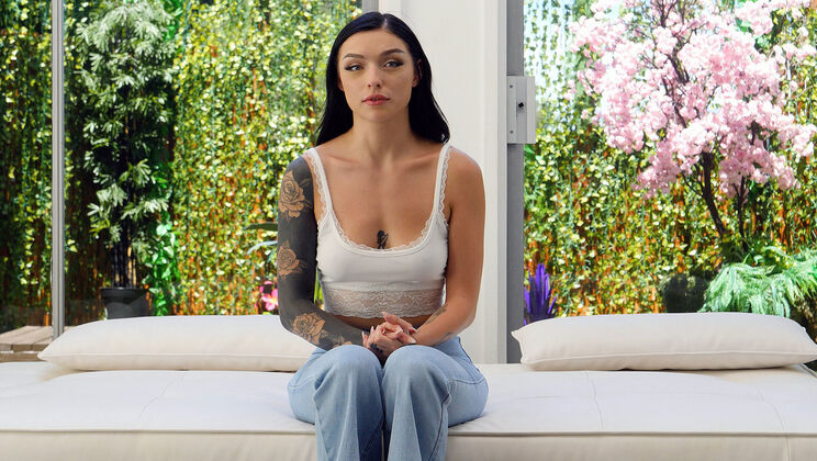 Violet's Sex Tape - Casting and Cumshot