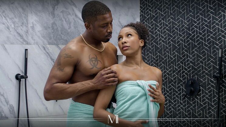 [ModernDaySins] - Exposed in the Shower: Petite Ebony - Isiah Maxwell - Olivia Jay