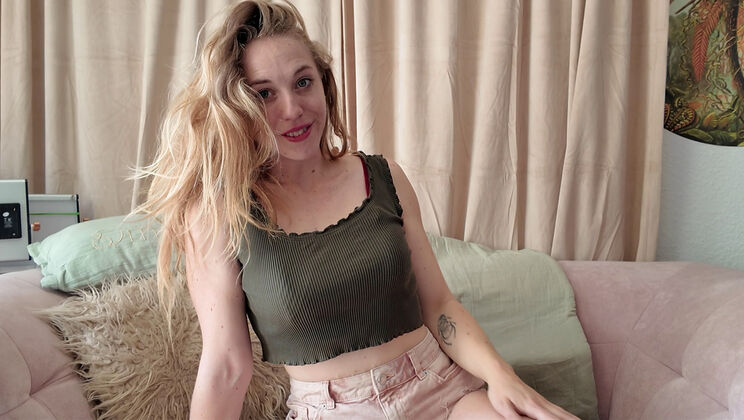 Quinn's Erotic Fun - Ersties Model