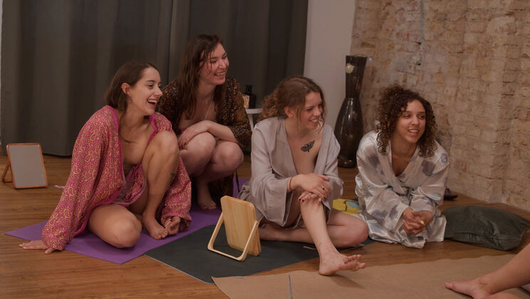 [Ersties] - German Ladies in Big Tits Action