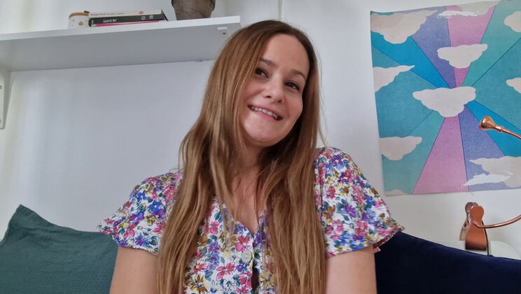 Spin the Bottle - German Sluts Have Fun