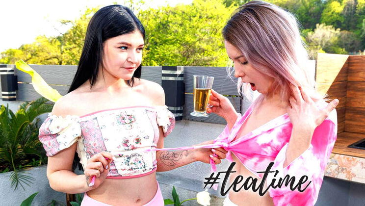 Cute Shaved Pussy Lesbians Licking & Fingering Each Other