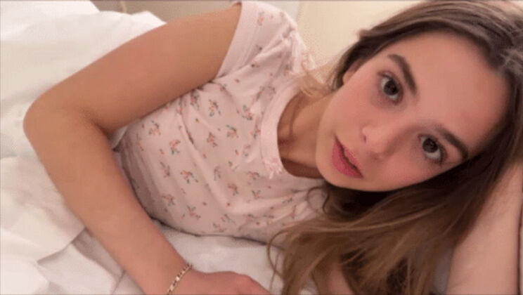 [FamilyTherapy] - Summer Sex with a Stepsister - Molly Little