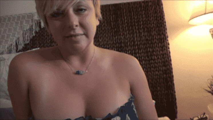 Blonde Bombshell's Naughty POV Session